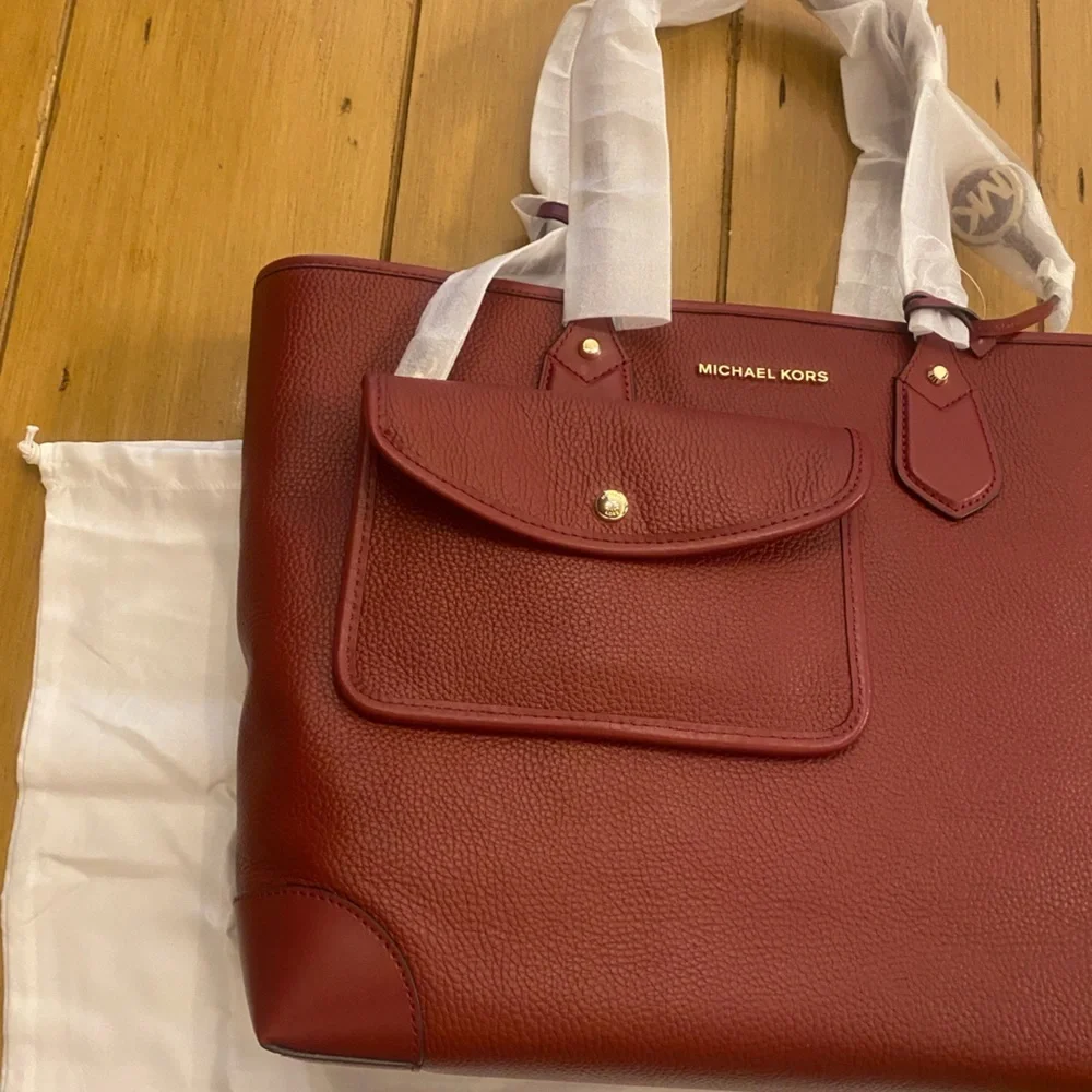 Michael Kors Eve Large Red Brandy Leather Tote Bag & Wallet New Tags Authentic - Picture 7 of 16